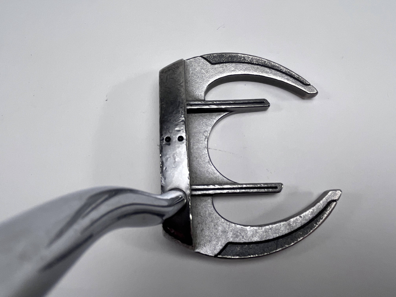 Odyssey White Ice Sabertooth Putter 35