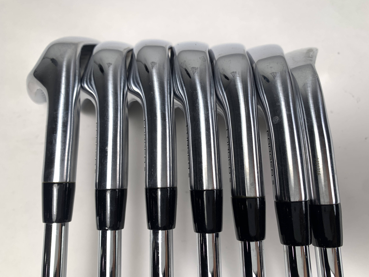 Titleist T200 2023 Iron Set 5-PW+GW True Temper AMT R300 Black