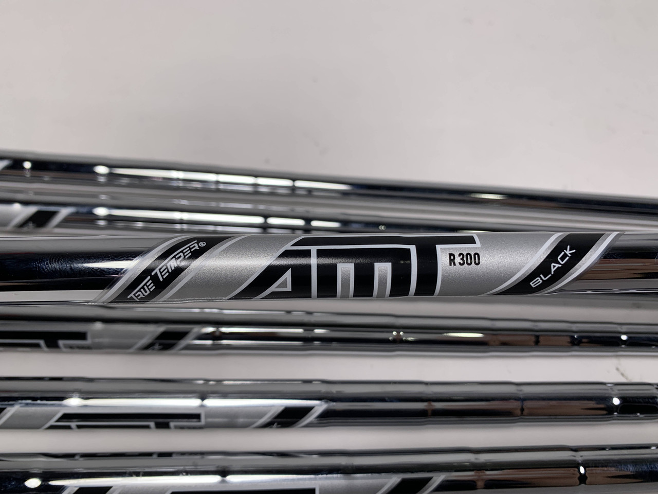 Titleist T200 2023 Iron Set 5-PW+GW True Temper AMT R300 Black