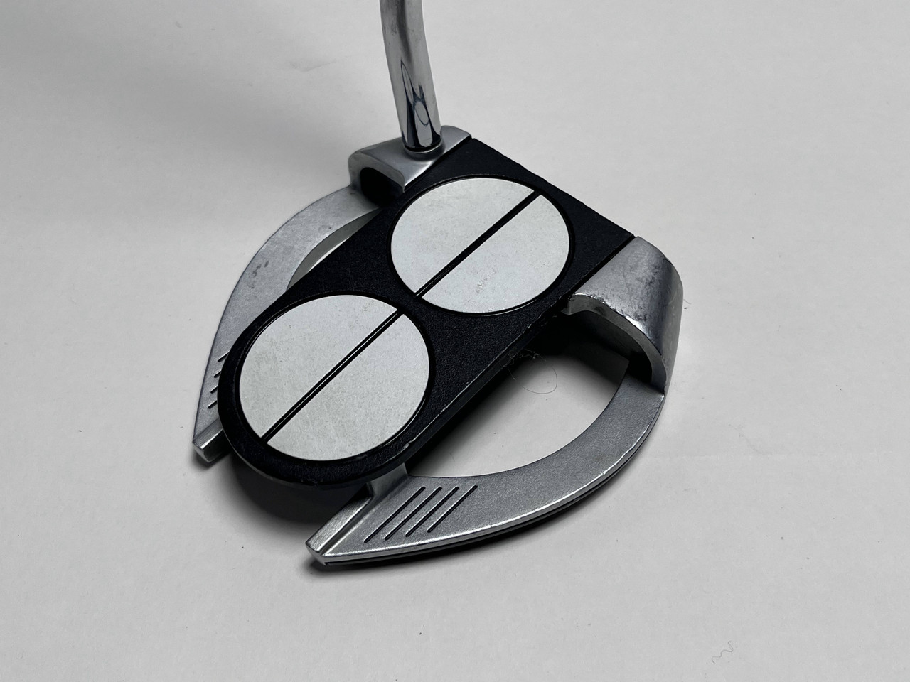 Odyssey Works Versa 2-Ball Fang Putter 35