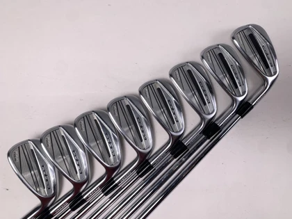 Cobra KING Tour Iron Set 4-PW+GW NS Pro Modus 3 Tour 120g Stiff RH +1/2'', 1 of 12