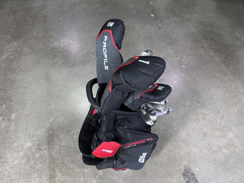 Wilson Profile SGi Club Set Driver 5W 5H 6-PW+SW Putter Graphite & Steel RH Bag, 1 of 12