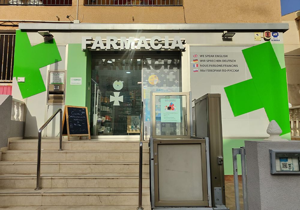 Farmacia Playa la Mata, en La Mata-Torrevieja, Alicante