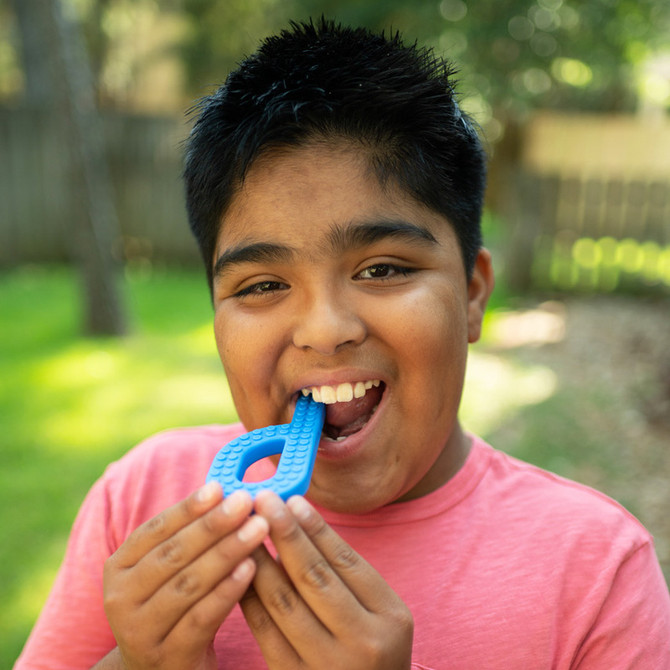 Chewy P | ARK's Grabber® Brick | ARK Therapeutic