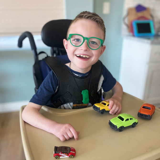 Racecar Chewable Necklace | ARK Therapeutic