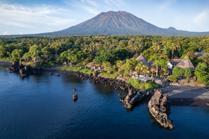 alambatu-beach-bungalow-resort-volcano.jpg