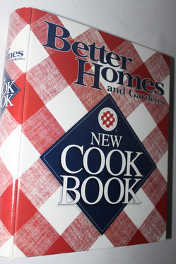 Better Homes and Gardens New Cook Book (Three Ring Binder Edition)