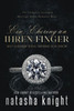 Ein Ehering an ihren Finger: Mit diesem Ring nehme ich dich