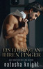 Ein Ehering an ihren Finger