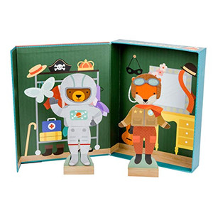 Petit Collage Magnetic Dress Up, Make-Believe Animal Costumes – Magnetic Game Board with Mix and Match Magnetic Pieces, Ideal for Ages 3+ – Includes 2 Dolls and 35 Creative Magnetic Pieces
