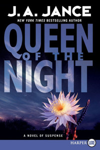 Queen of the Night: A Novel of Suspense Large Print