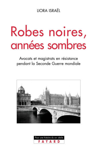 Robes noires, années sombres