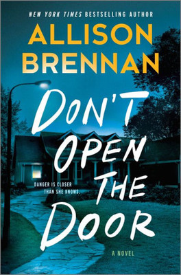 Don'T Open The Door: A Novel (Regan Merritt Series, 2)