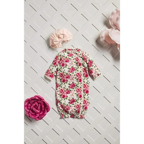 Welcome your little one home in style with the Mud Pie Rose Floral Gown & Cap Set. Perfect for those precious first moments and adorable photo ops!
