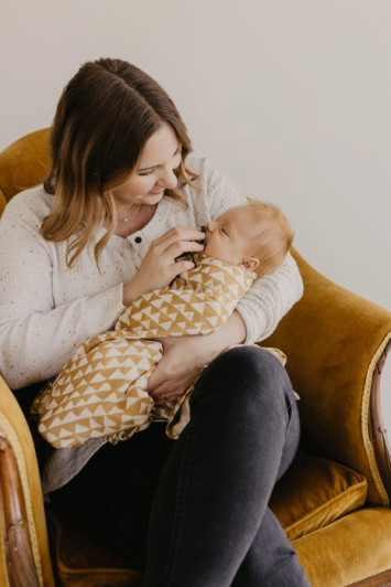 Mountains | Checkered Triangle Honey Gold Swaddle | Mini Wander