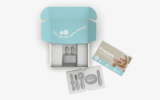 Get ready for your baby's exciting journey into starting solids with the ezpz Kit 1.