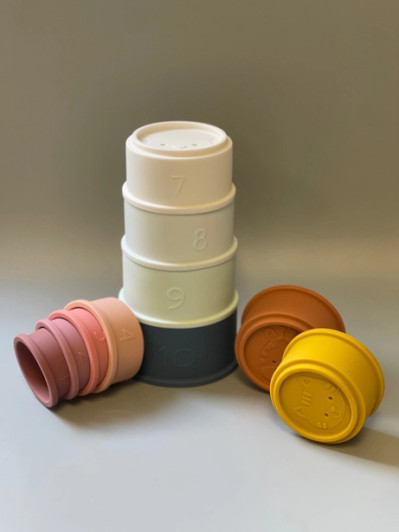 Numbers Cup Stacker | Red | Three Hearts