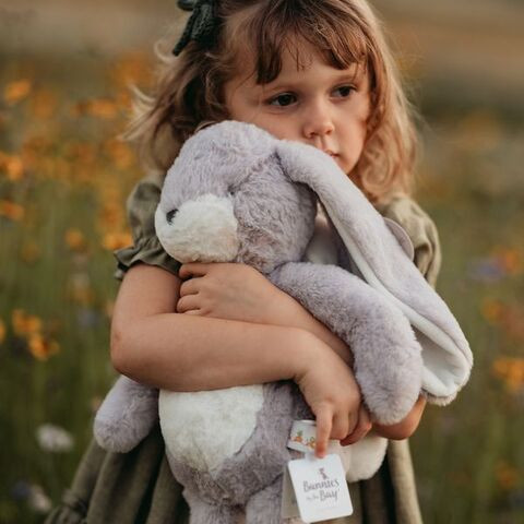 Part of the beloved Bunnies by the Bay collection, this sweet bunny lilac offers comfort and companionship. With its floppy design and soft materials.