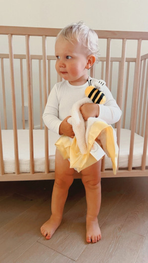 Perfect for snuggling at home or on the go, this lucy darling lovey is lightweight and easy to carry. Give the gift of comfort and joy with this precious blanket, a thoughtful present for newborns and infants alike.