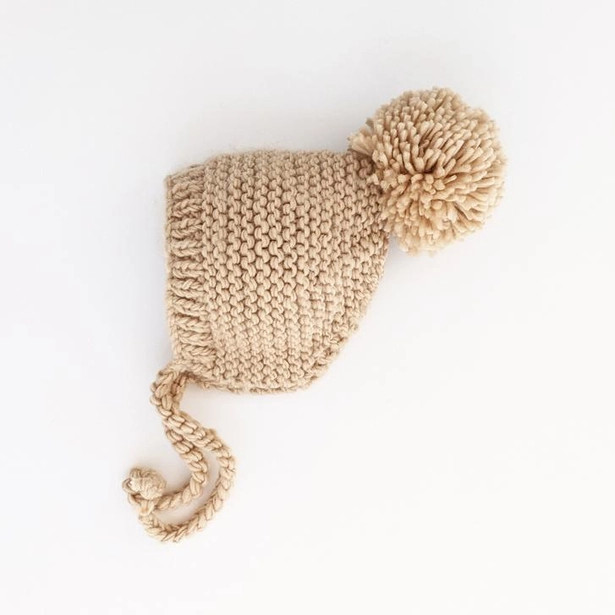 Latte Garter Stitch Knit Bonnet | Huggalugs