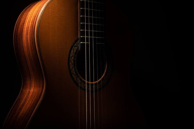 Buying A High End Guitar on the Internet. Should You Do It?