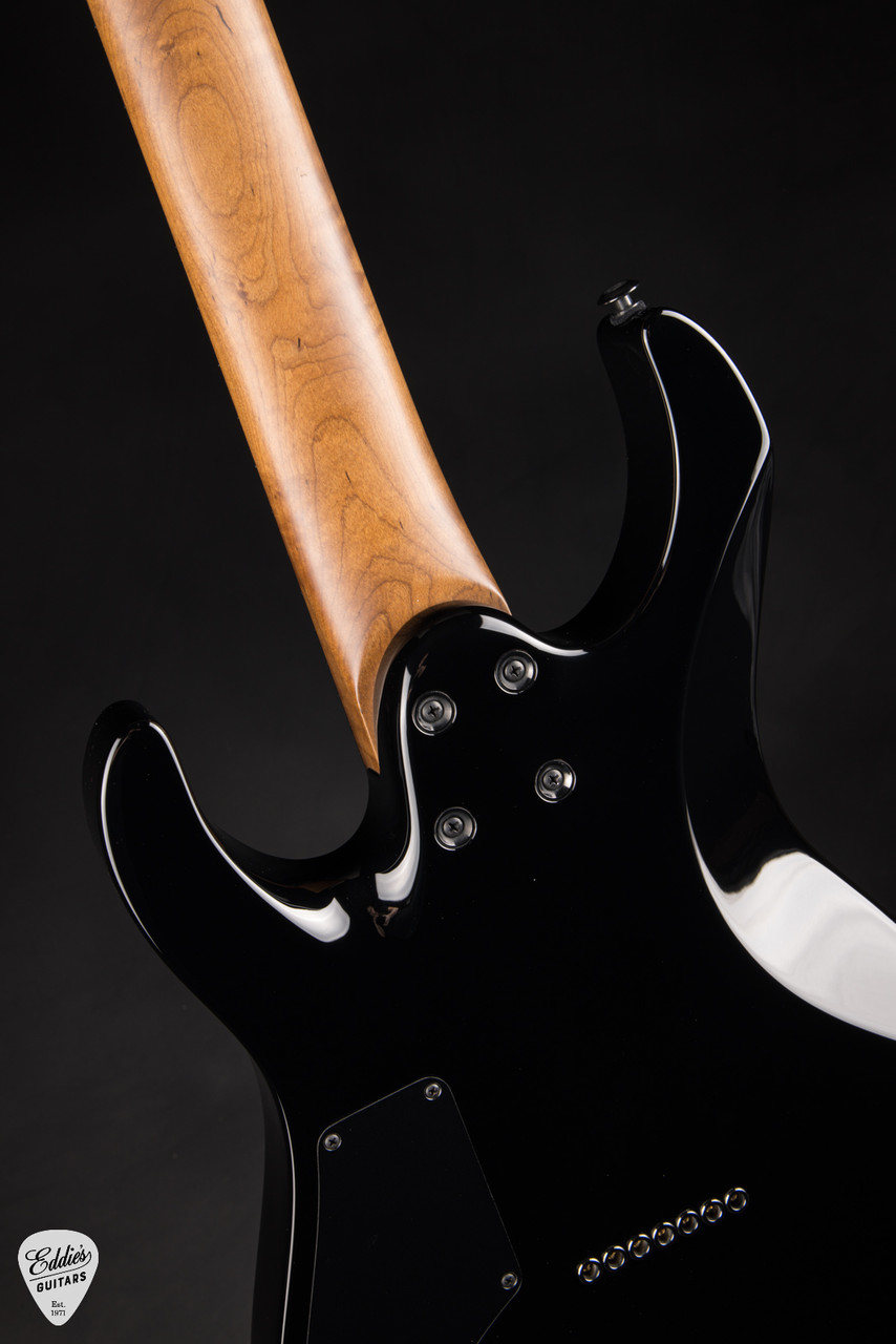 Suhr Modern 7 - Black - Eddie's Guitars