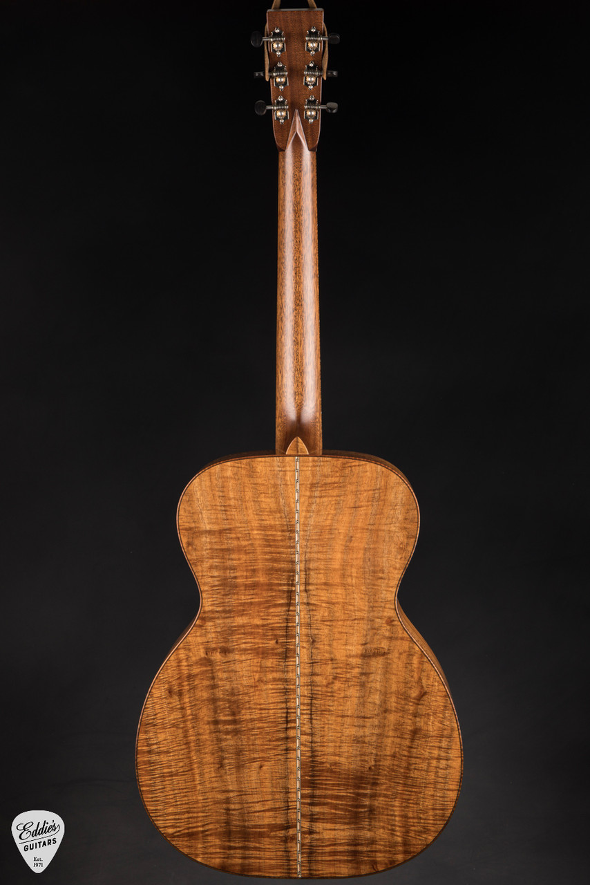 Bourgeois OM DB Signature Black Top - German Spruce & Tasmanian