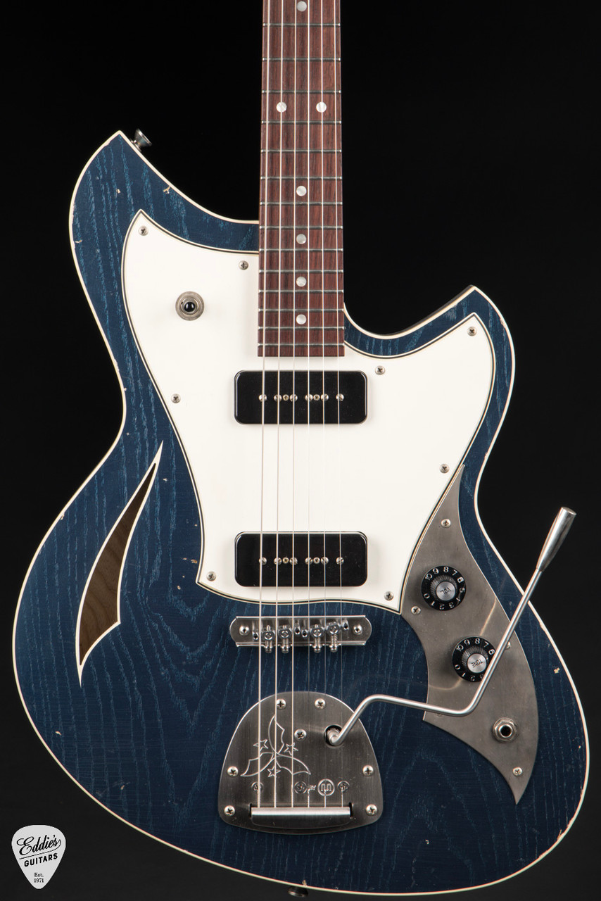 Novo Miris J - Lake Como Blue - Eddie's Guitars