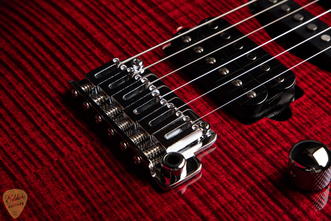 Suhr Modern Plus - Chili Pepper Red - Eddie's Guitars