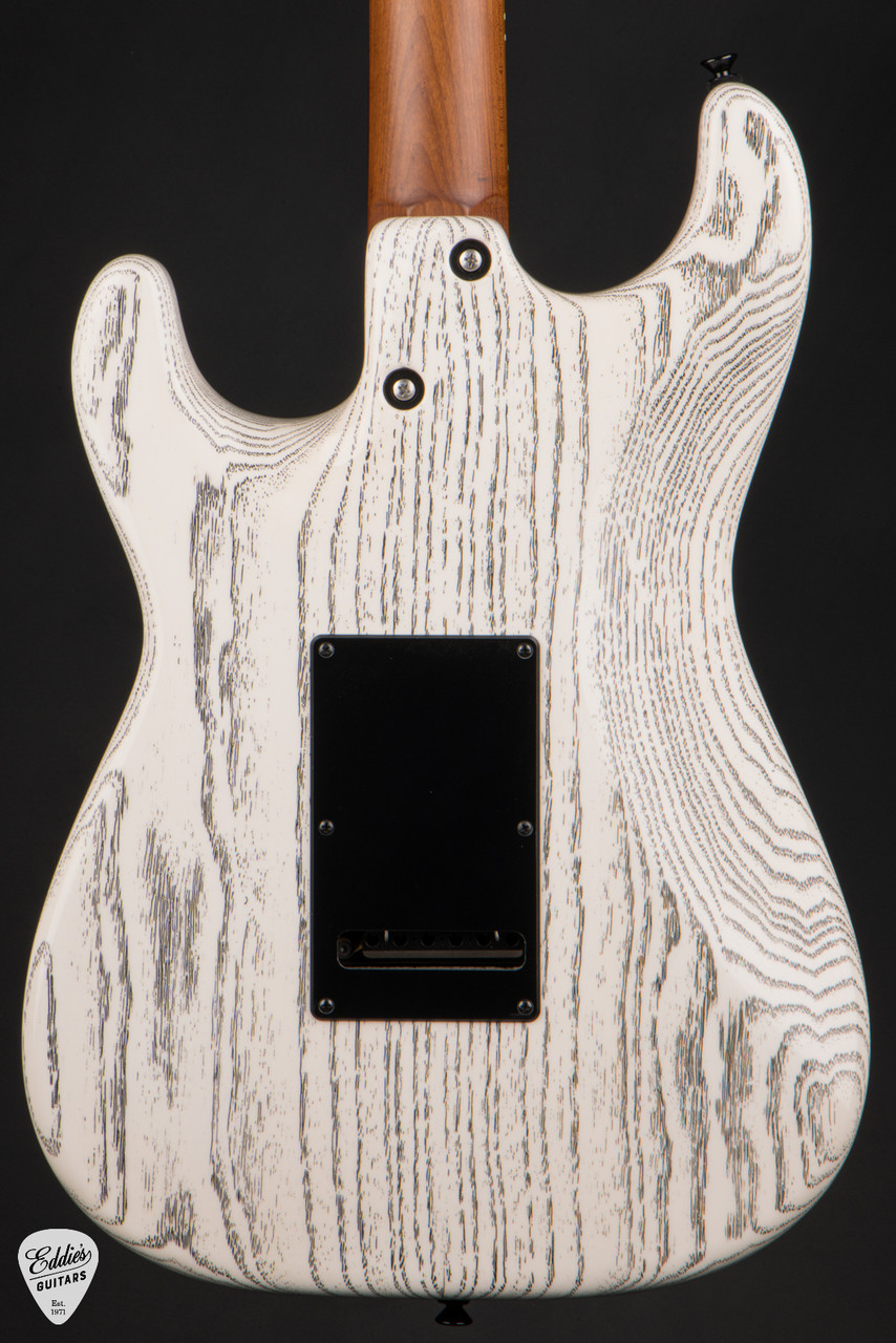 Tom Anderson Icon Classic - White with Black Dog Hair - Eddie's
