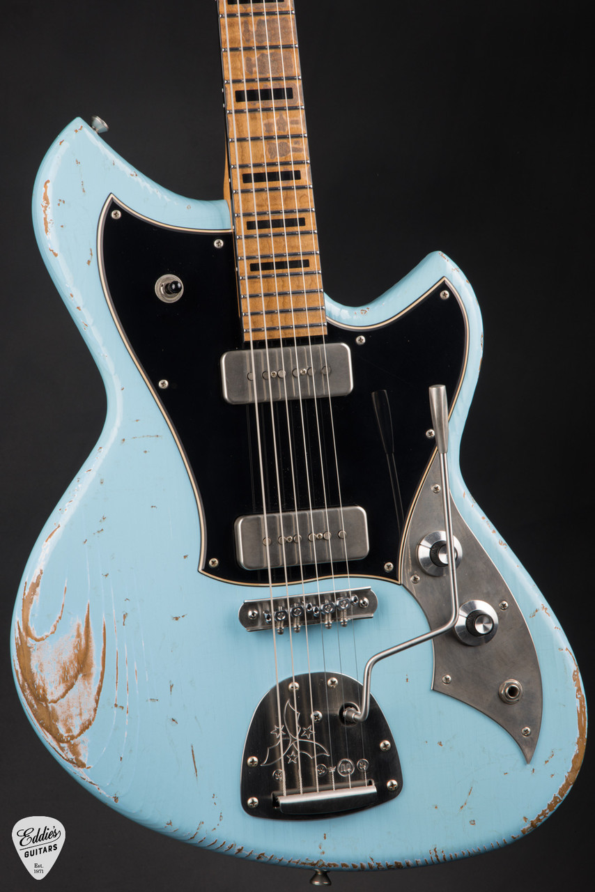 Novo Serus J Custom - Daphne Blue - Eddie's Guitars
