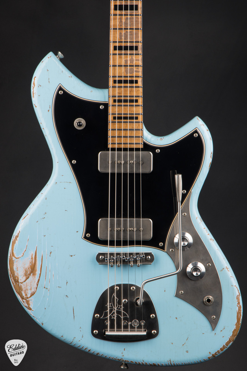 Novo Serus J Custom - Daphne Blue - Eddie's Guitars