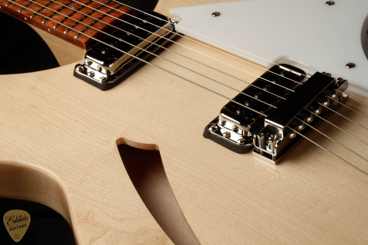 Rickenbacker 330 - Maple Glo (On Sale 9/9/24 - 10/9/24) - Eddie's