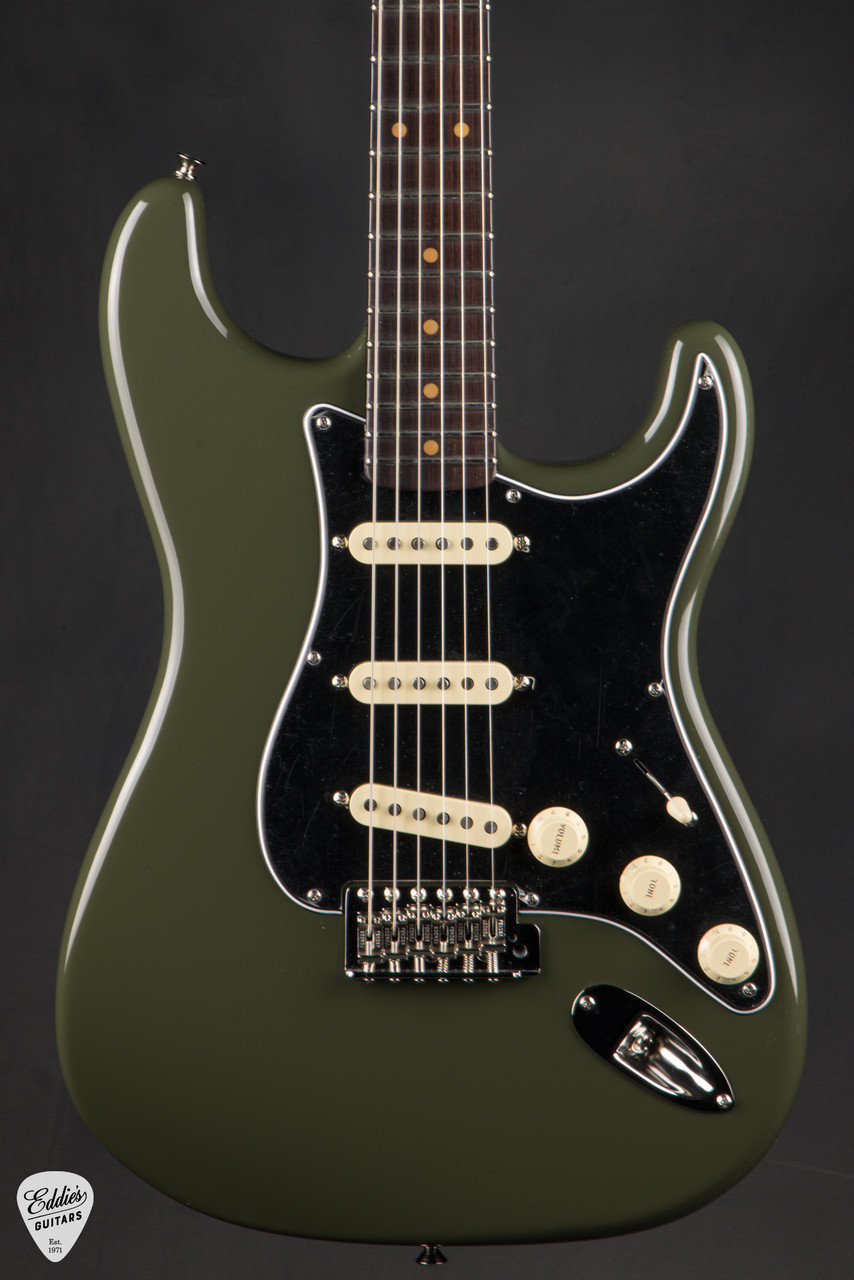 Performance guitar ストラトタイプ　オーダー Fender Custom Shop 1955 Stratocaster NOS - Olive Drab #R148617
