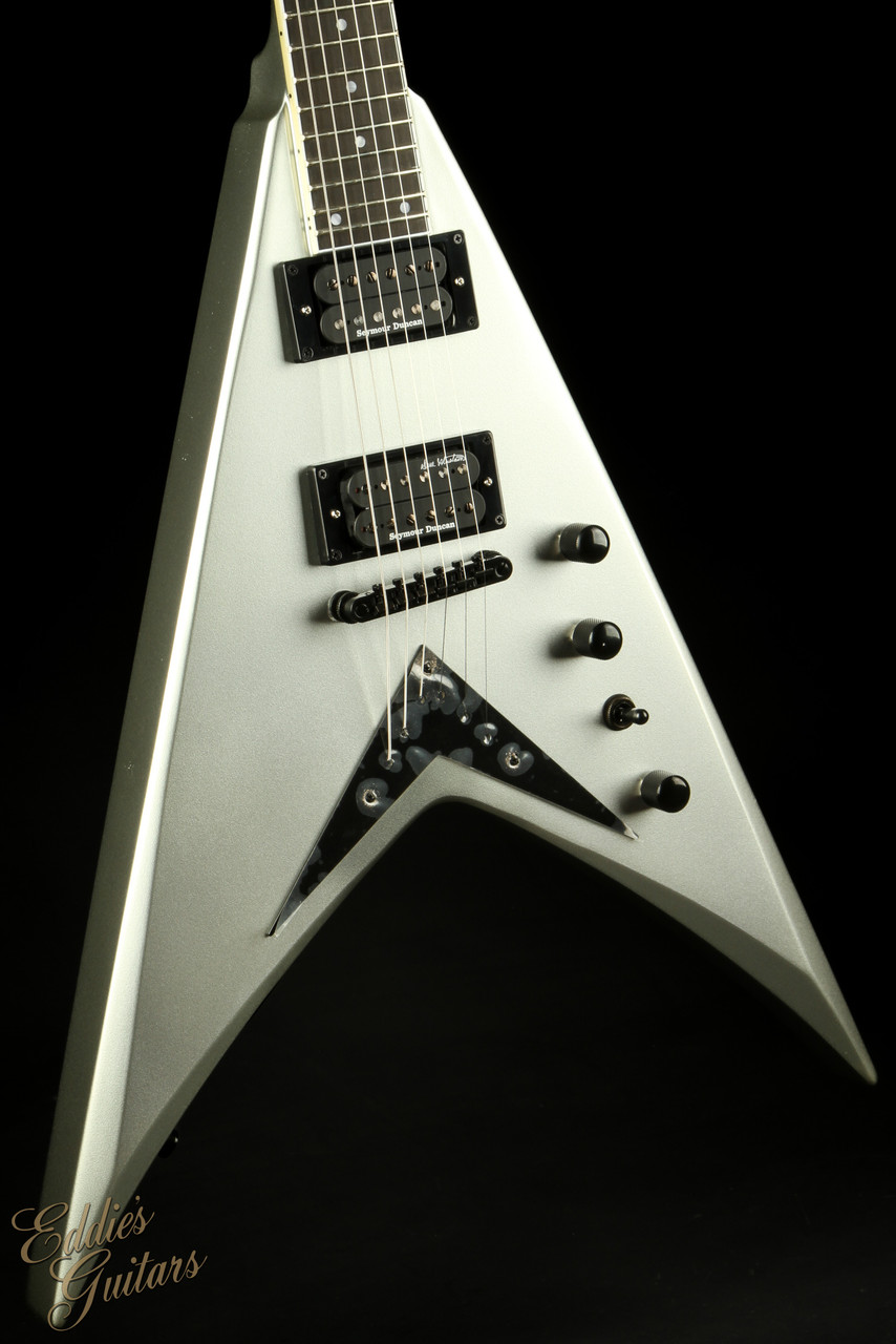 2023 - Kramer Dave Mustaine Vanguard Silver Metallic - Eddie's Guitars