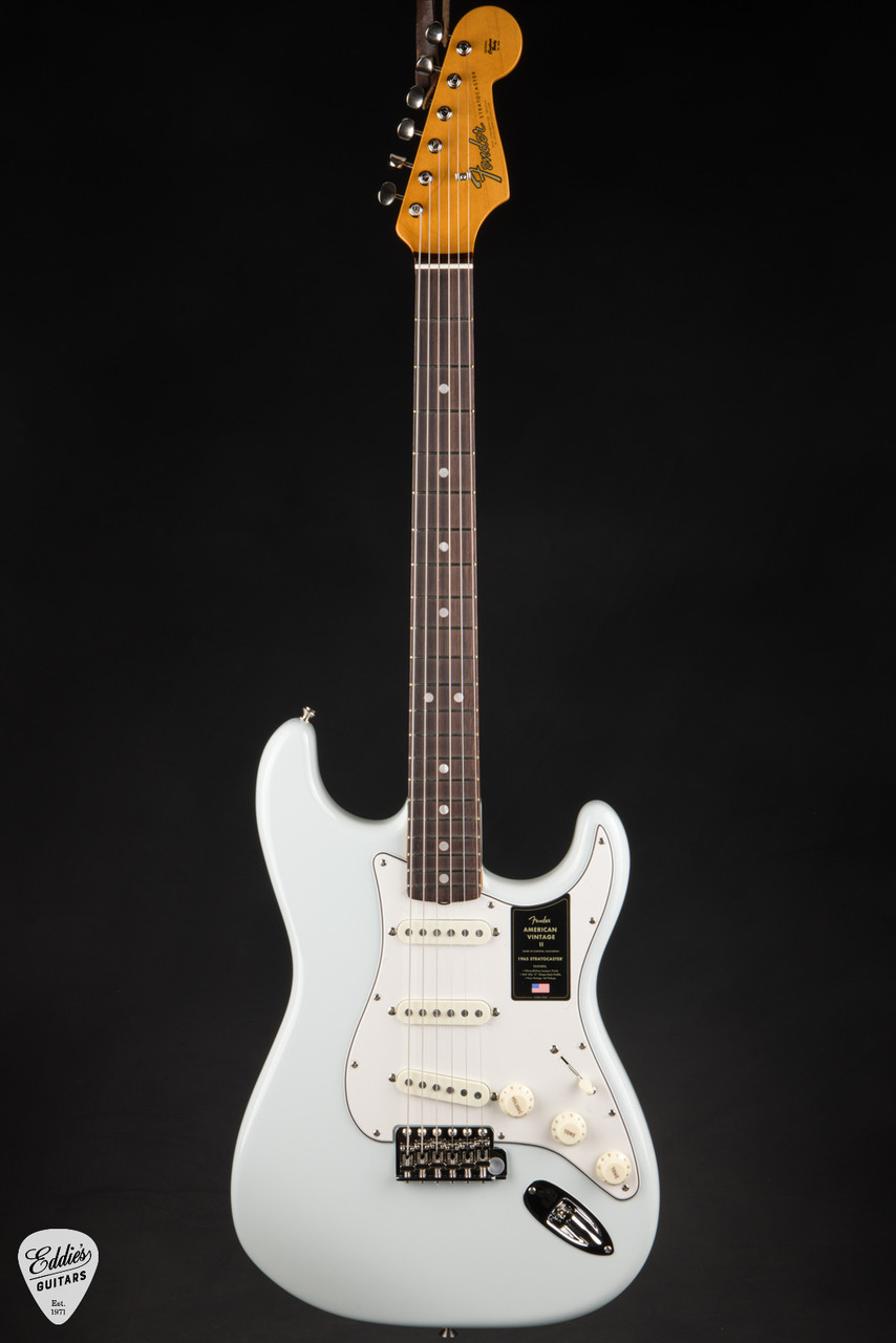 Fender American Vintage II 1965 Stratocaster - Sonic Blue