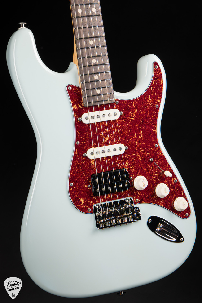Suhr Dealer Select Classic S - Sonic Blue - Eddie's Guitars