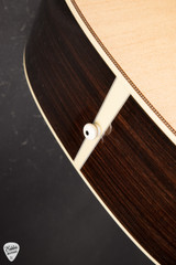 Collings 002H 14-Fret T - Sitka Spruce & Indian Rosewood Acoustic Guitar