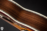 Gibson Custom Shop Monarch 5A Center #105 Acoustic Guitar in Autumnburst 5.3 #21525020