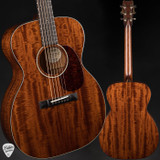 Bourgeois 000 Deep Body Hog Top - Beeswing Mahogany Acoustic Guitar