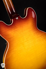 Gibson Custom Shop PSL ’64 ES-335 Figured Reissue Gloss Kentucky Bourbon Fade electric guitar