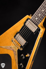 Gibson Custom Shop Joe Bonomassa “Amos” 1958 Korina Flying Collector’s Edition V electric guitar