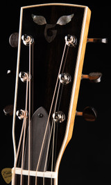 Goodall Traditional Baritone - Bearclaw Sitka Spruce & Honduran Mahogany Acoustic Guitar