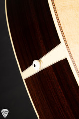 Collings 002H-T – Sitka Spruce & Indian Rosewood Acoustic Guitar