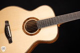 Irvin Guitars SB Signature Baby – Lutz Spruce & Koa Acoustic Guitar