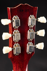 Gibson Custom Shop Limited Edition Jeff Beck “YardBurst” 1959 Les Paul Standard Dark Cherry Sunburst electric guitar
