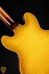 Gibson Custom Shop PSL ’64 ES-335 Figured Reissue Gloss Green Lemon electric guitar