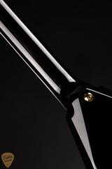 Jackson MJ Series Rhoads RR24MG electric guitar Black with Yellow Pinstripes