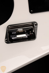 ESP E-II Arrow - Snow White/B Stock