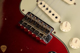 2024 - Fender Custom Shop Limited Edition 62 Stratocaster Heavy Relic - Aged Candy Apple Red over 3-Color Sunburst